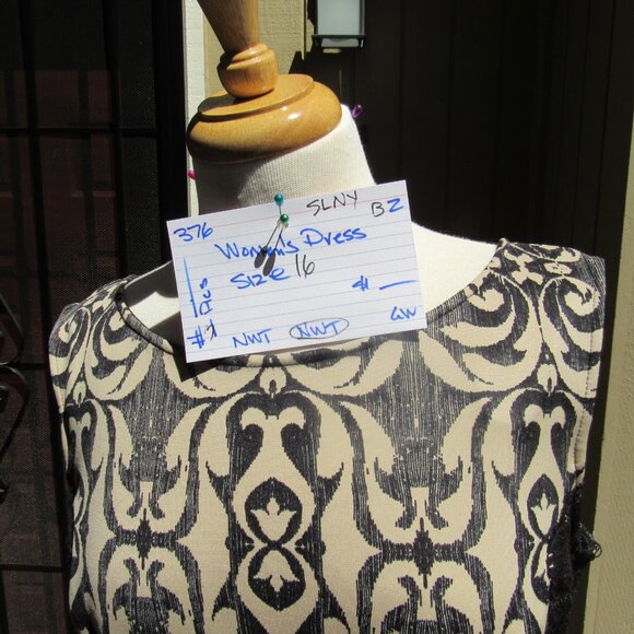 #376  NEW WOMEN'S SHEATH DRESS BY SLNY  (SIZE 16) - Picture 2 of 4